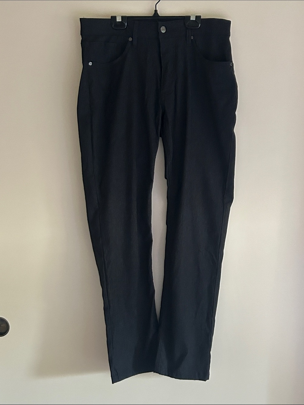 NWOT.  Men’s Urban Star Black Stretch Jeans.